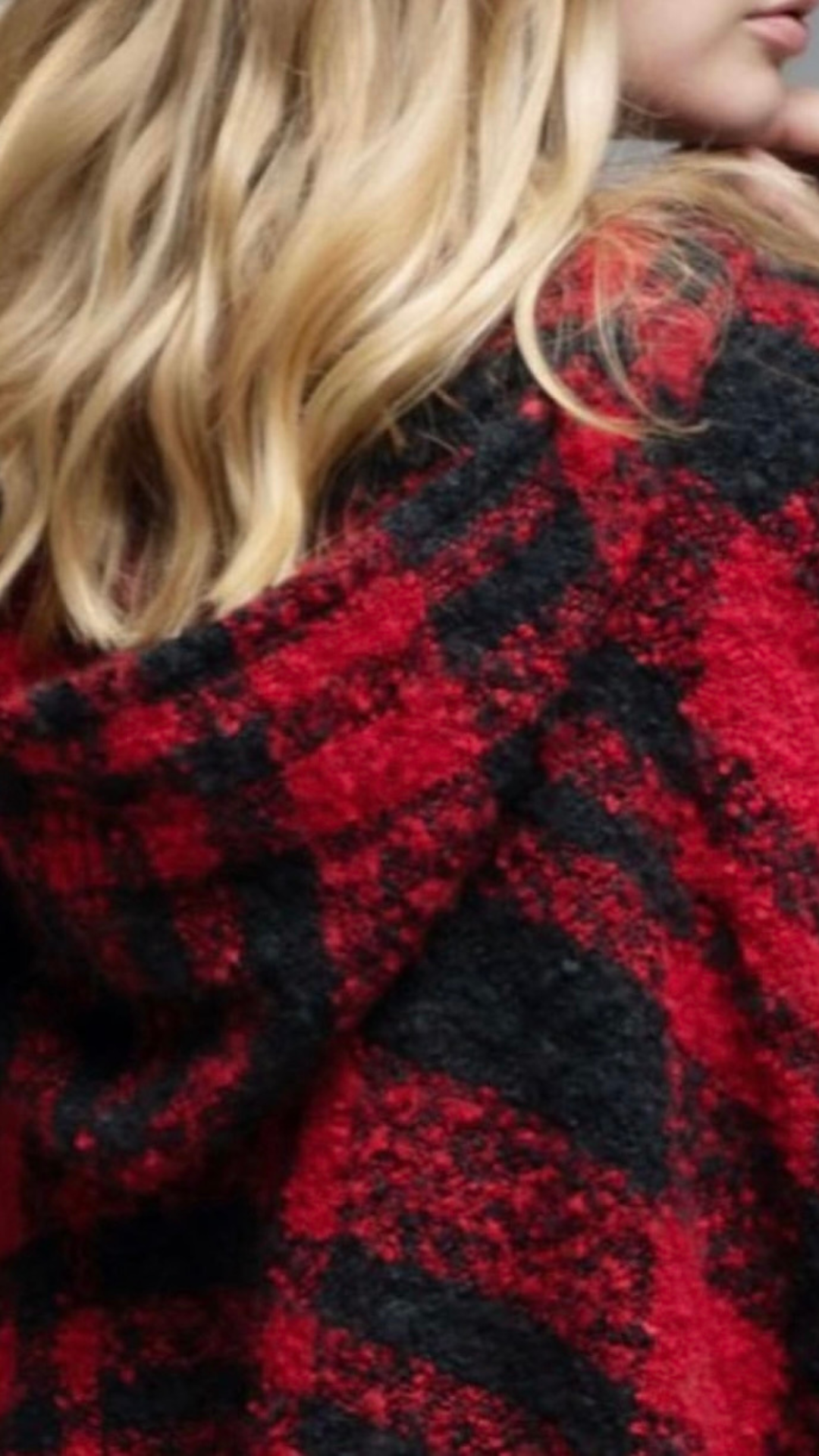 Plaid Ruana