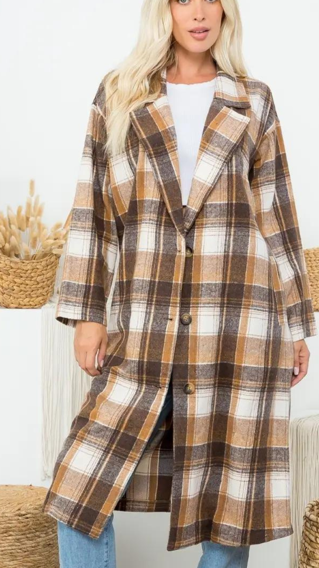 Plaid Button-Down Jacket/Coat